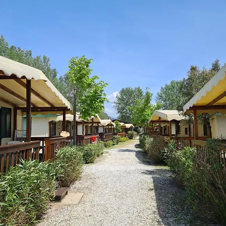 Chalet Chalet 